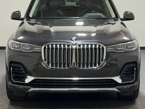 Used 2020 BMW X7 xDrive40i w/ Premium Package AWD/4WD image 3