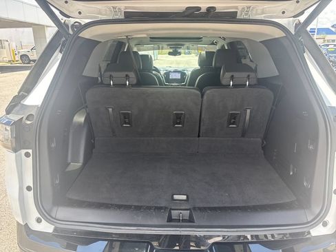 Used 2021 Chevrolet Traverse Premier w/ Redline Edition AWD/4WD image 30