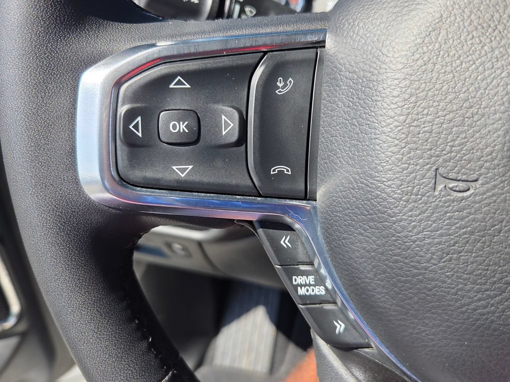 Used 2025 RAM 1500 Laramie AWD/4WD image 21