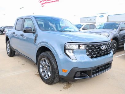 New 2025 Ford Maverick XLT w/ XLT Luxury Package