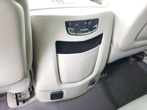 Used 2015 Cadillac Escalade ESV 4WD image 13