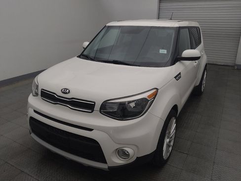 Used 2019 Kia Soul + FWD image 15