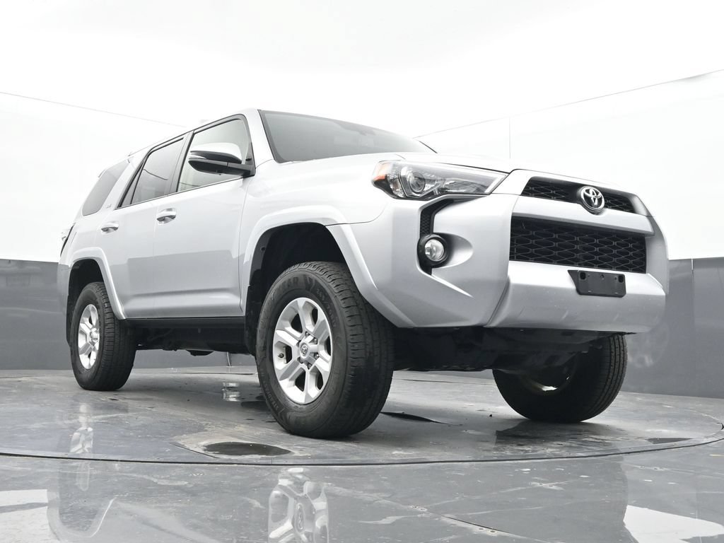 Used 2016 Toyota 4Runner SR5 Premium AWD/4WD image 24