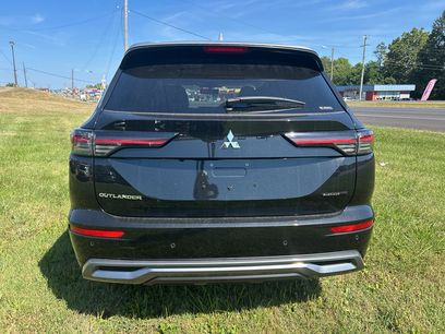 New 2025 Mitsubishi Outlander AWD