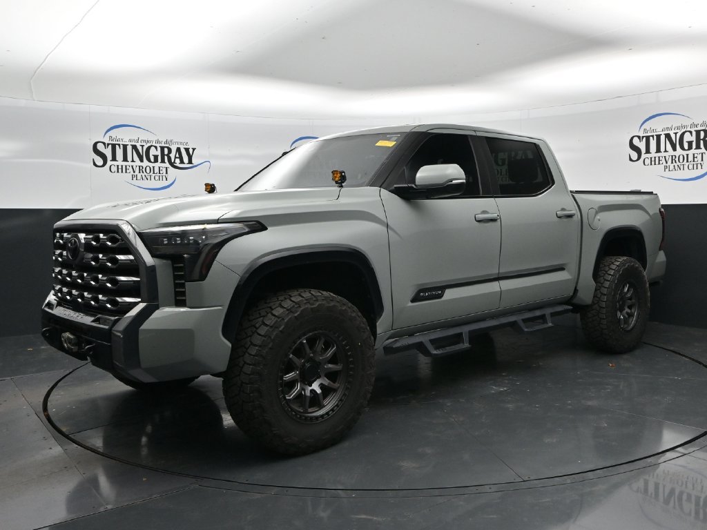 Used 2024 Toyota Tundra Platinum AWD/4WD image 3