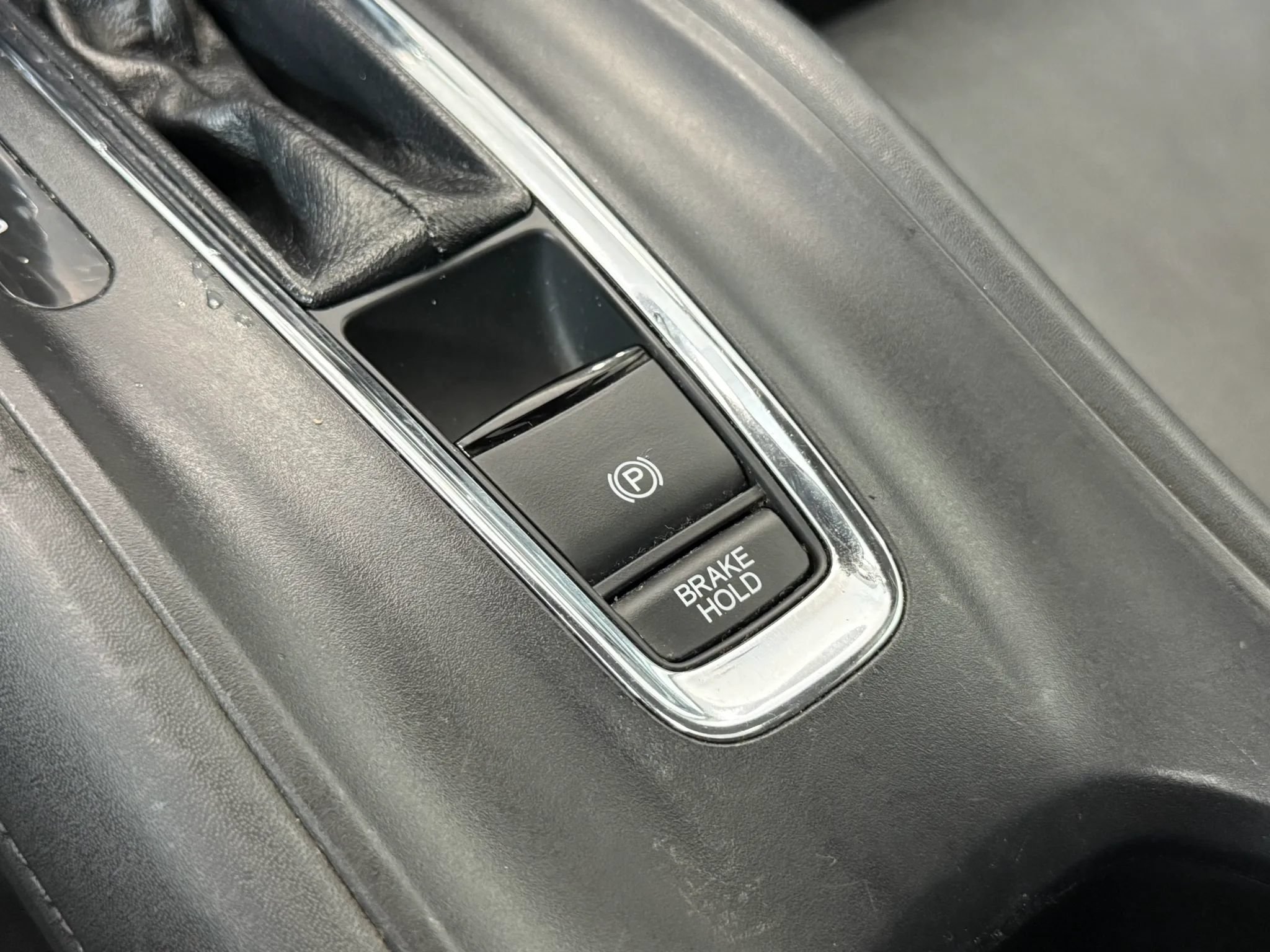 Used 2016 Honda HR-V EX-L image 21