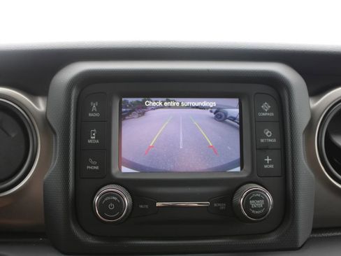 Used 2019 Jeep Wrangler Unlimited Sport S AWD/4WD image 48