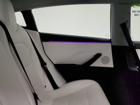 Used 2024 Tesla Model 3 Long Range RWD image 37