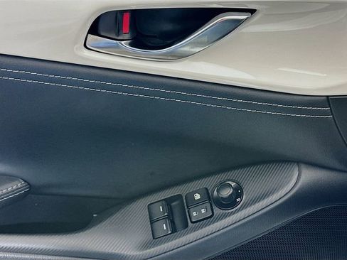 Used 2022 MAZDA MX-5 Miata RF Grand Touring image 18