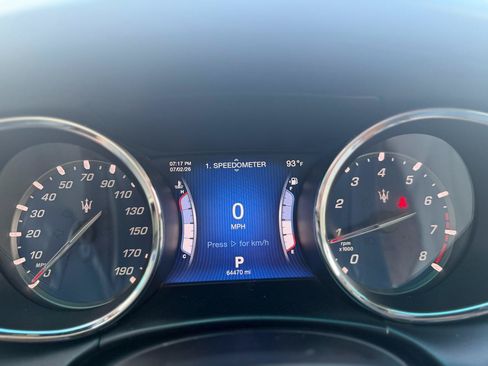 Used 2014 Maserati Quattroporte S Q4 AWD/4WD image 25