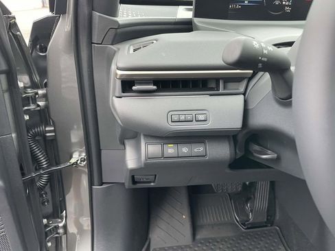 New 2026 Toyota bZ XLE image 32