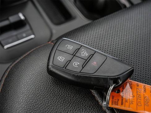 Used 2023 GMC Sierra 1500 AT4 image 36