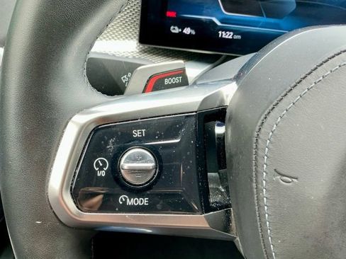 Used 2023 BMW i7 xDrive60 AWD/4WD image 29