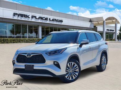 Used 2025 Toyota Highlander Platinum