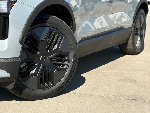 New 2026 Volvo EX30 Cross Country Ultra w/ Protection Package Premier image 8