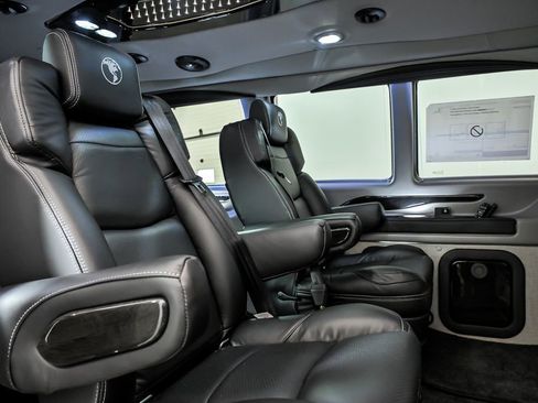 New 2026 GMC Savana 2500 w/ Driver Convenience Package RWD image 6
