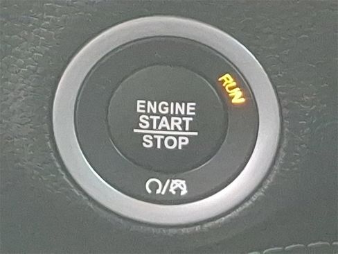 Used 2022 Dodge Challenger R/T Scat Pack image 24