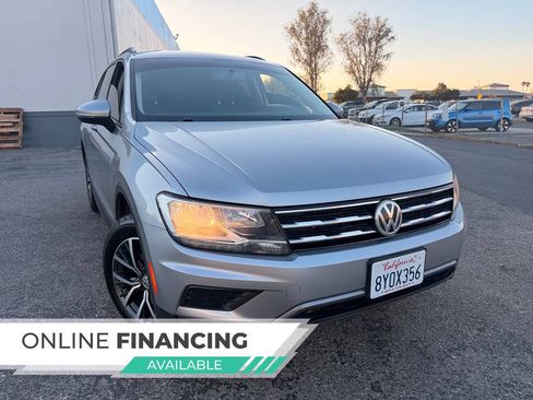 Used 2021 Volkswagen Tiguan S FWD image 2