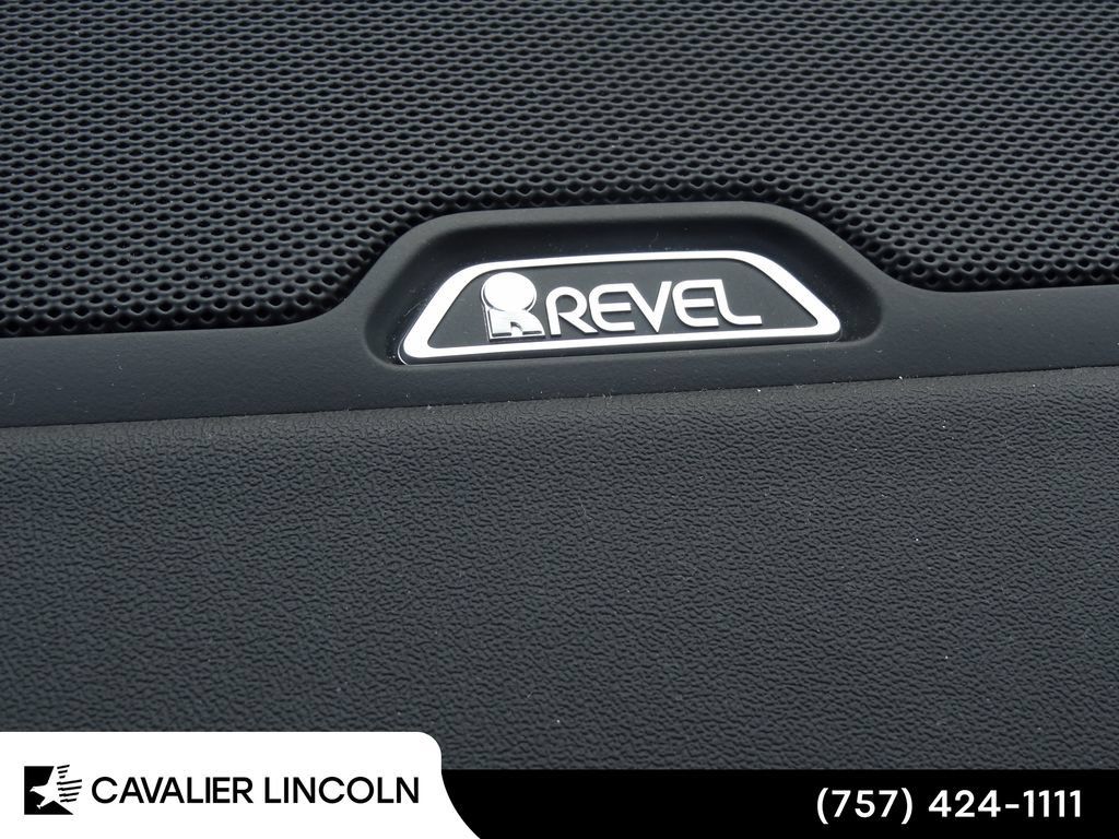 Used 2026 Lincoln Navigator L Premier AWD/4WD image 30