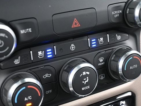 Used 2021 RAM 1500 Laramie image 25