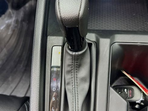 Used 2024 Honda Accord EX image 19