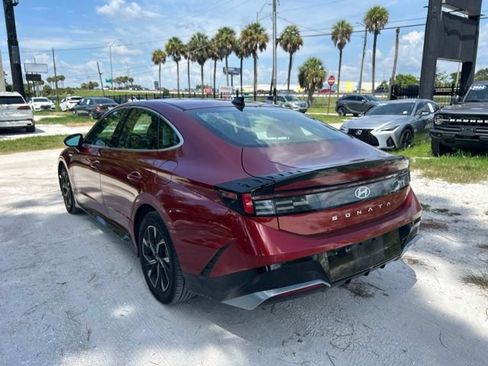Used 2025 Hyundai Sonata SEL FWD image 3