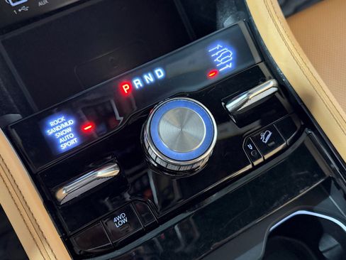 Used 2021 Jeep Grand Cherokee L Summit image 29