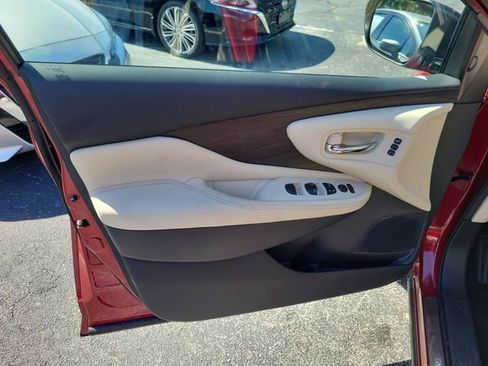 Used 2024 Nissan Murano Platinum w/ Cargo Package AWD/4WD image 10