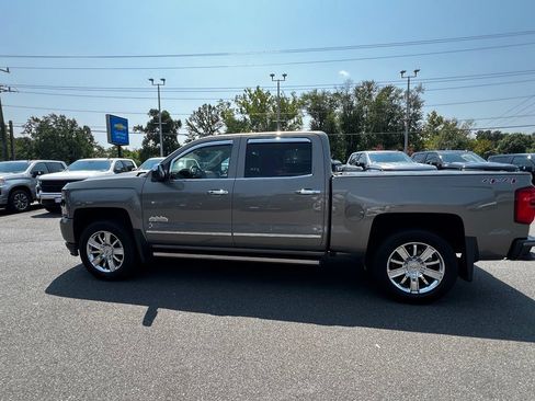 Used 2017 Chevrolet Silverado 1500 High Country AWD/4WD image 7