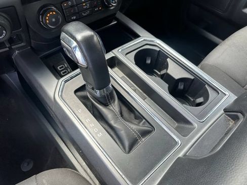 Used 2019 Ford F150 XLT w/ Equipment Group 302A Luxury AWD/4WD image 15