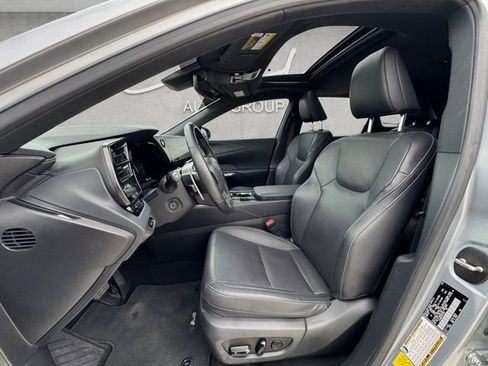 Used 2024 Lexus RX 350 Premium image 13