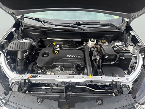 Used 2022 Chevrolet Equinox LT image 16