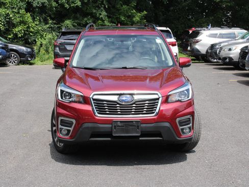 Used 2020 Subaru Forester Limited image 6