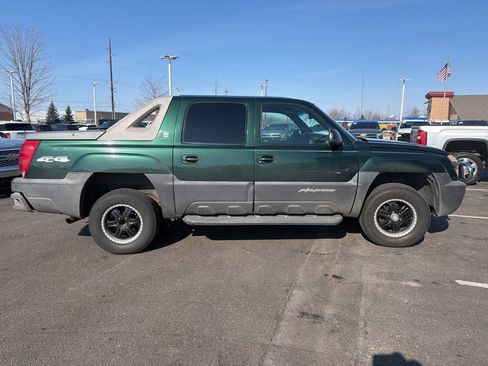 Used 2003 Chevrolet Avalanche 4x4 image 11