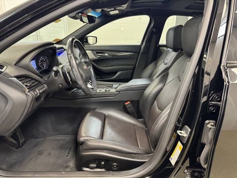 Used 2020 Cadillac CT5 V w/ Premium Package image 14