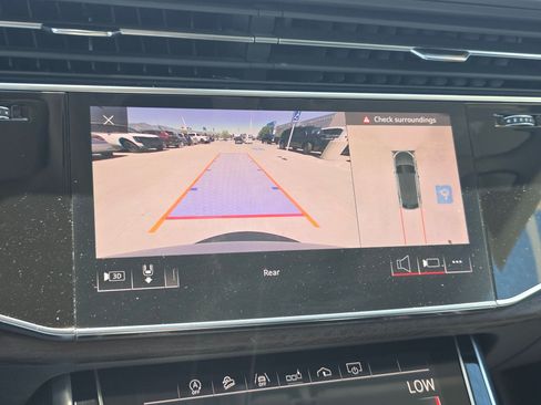 Used 2019 Audi Q8 Premium Plus AWD/4WD image 18