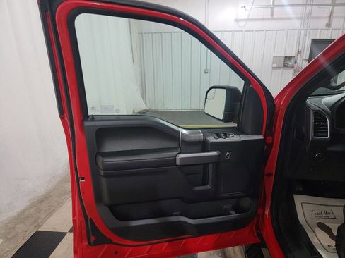Used 2015 Ford F150 XLT w/ Equipment Group 301A Mid RWD image 10