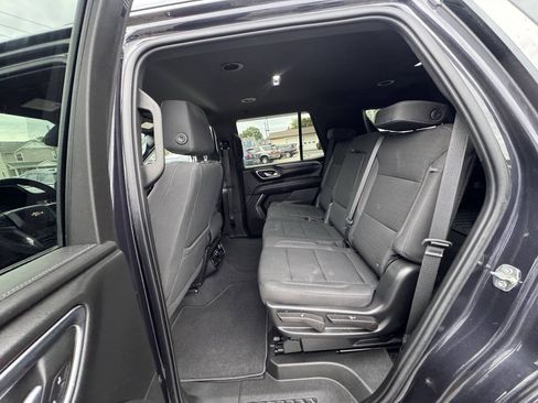 Used 2022 Chevrolet Tahoe 4WD image 32