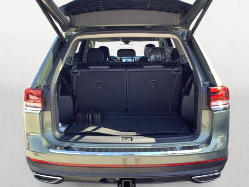 New 2026 Volkswagen Atlas SE image 10