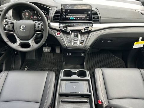 Used 2026 Honda Odyssey Sport-L image 8