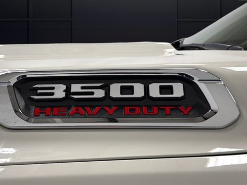 Used 2022 RAM 3500 Laramie AWD/4WD image 47