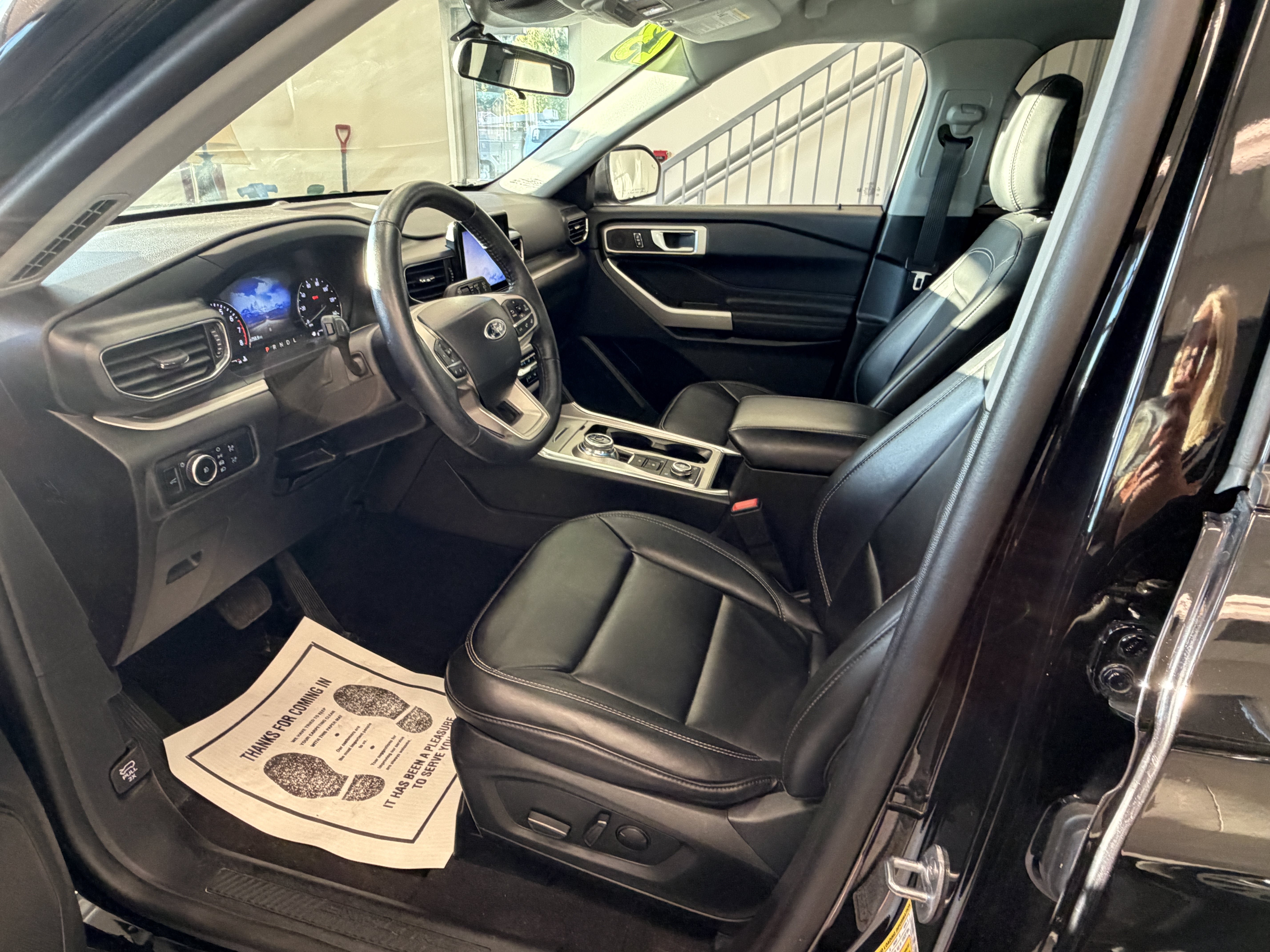 Used 2023 Ford Explorer XLT w/ Equipment Group 202A AWD/4WD image 7