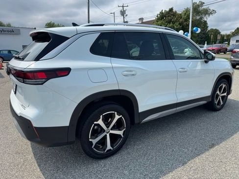 Certified 2025 Volkswagen Tiguan SE AWD/4WD image 5