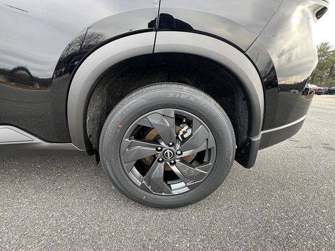 New 2026 Nissan Rogue SV image 12