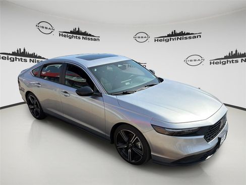 Used 2024 Honda Accord Sport image 7