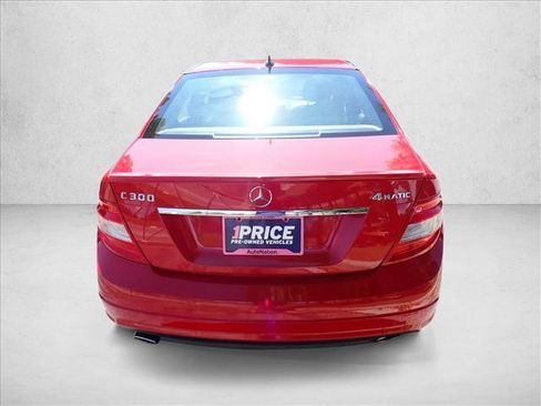 Used 2011 Mercedes-Benz C 300 4MATIC Sedan image 3