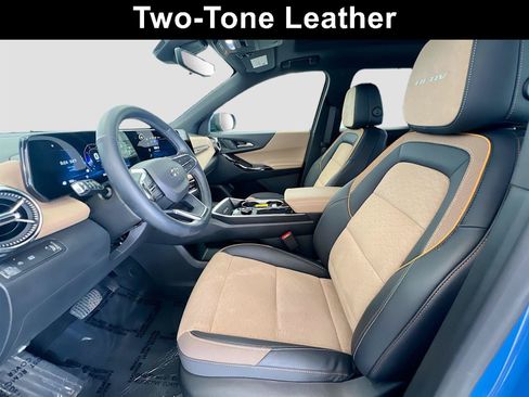 Used 2025 Chevrolet Equinox ACTIV w/ Safety and Technology Package FWD image 5