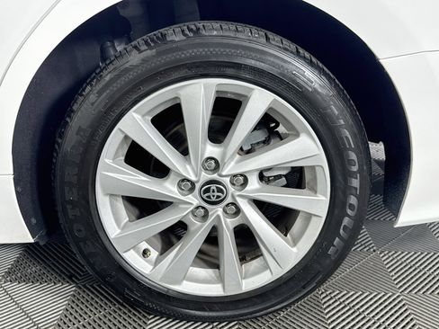 Used 2021 Toyota Camry LE FWD image 34