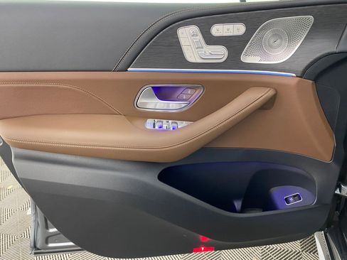 New 2026 Mercedes-Benz GLE 53 AMG 4MATIC Coupe image 11