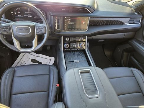 Used 2022 GMC Yukon Denali image 17